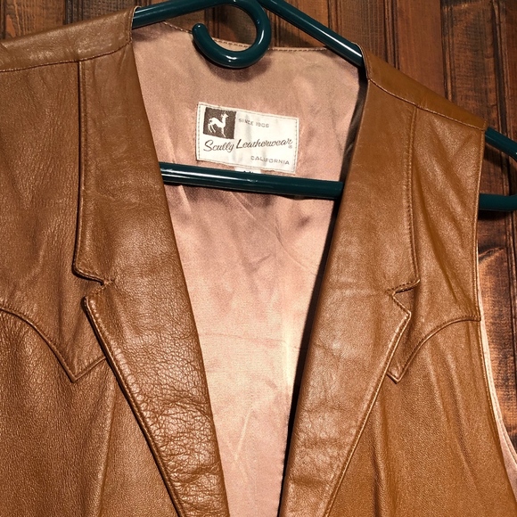Scully Other - Mens Scully leather vest. Light Brown Color.